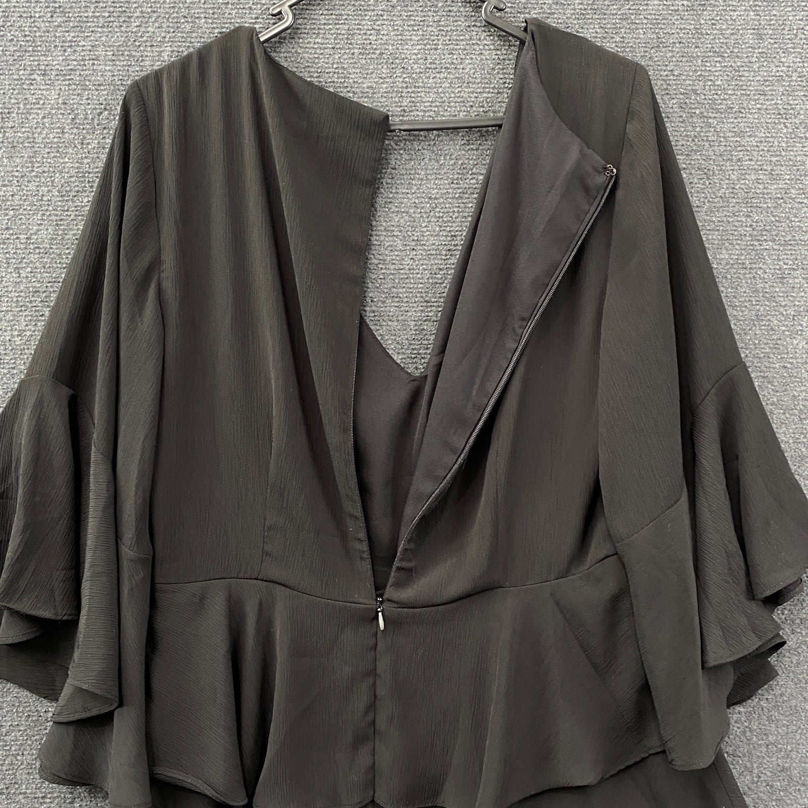 Product photograph [circular:4d741b5785761d9d]