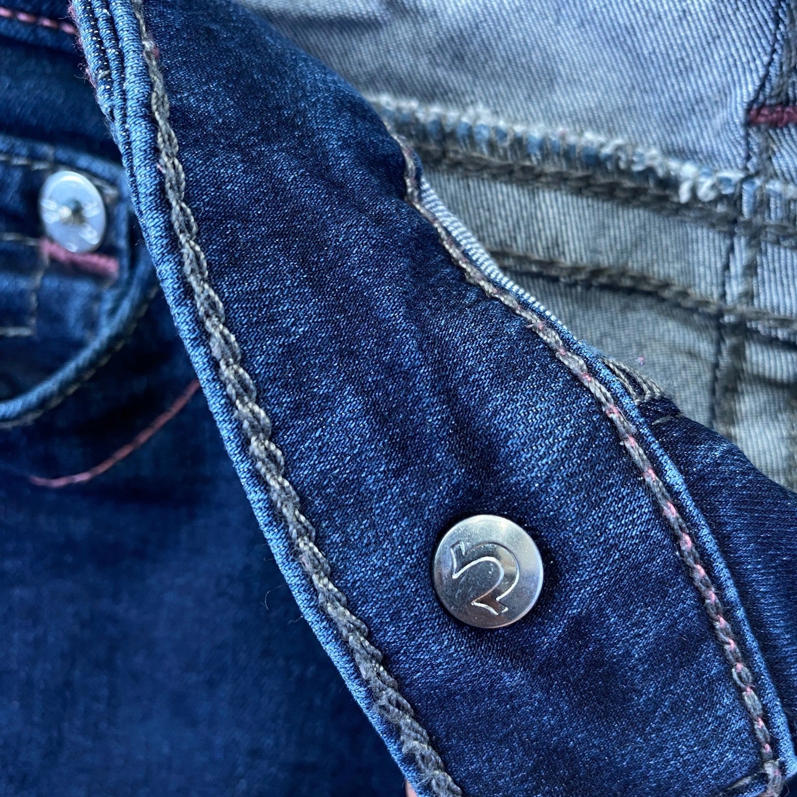 Product photograph [circular:be66e44dcaddc1f2]