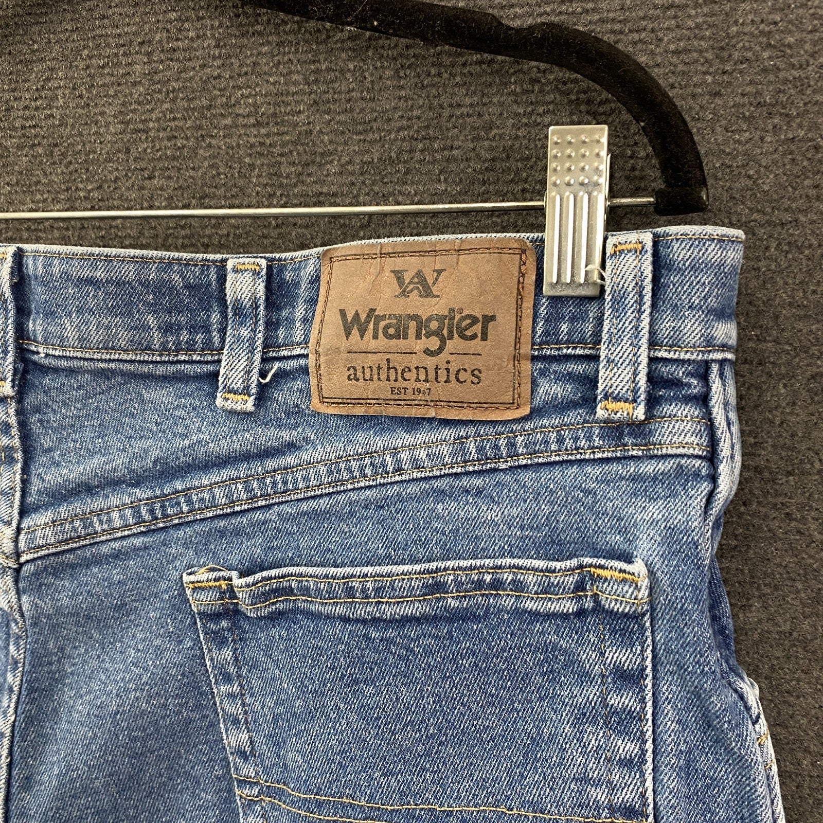 Product photograph [circular:1dcb98261d943401]