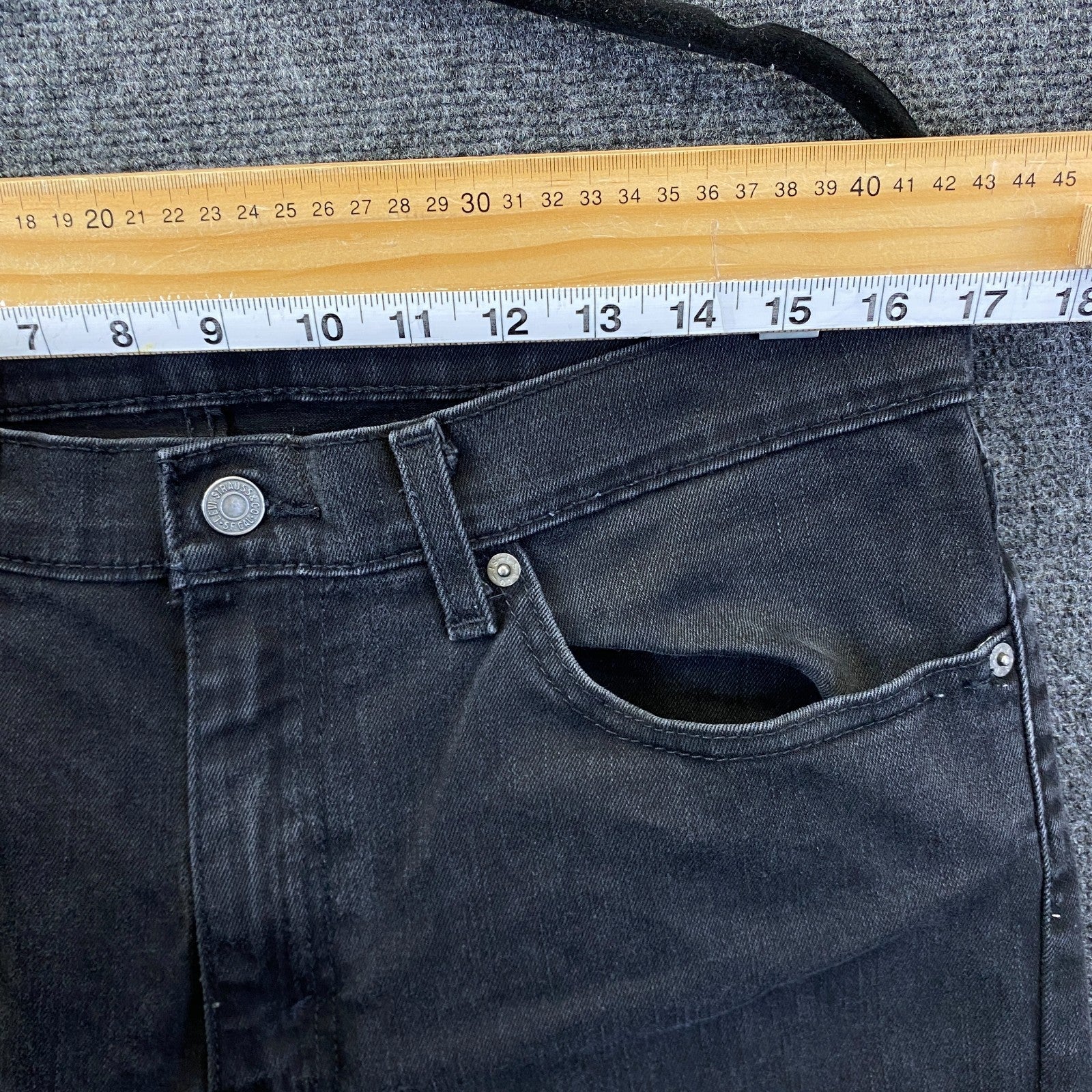 Product photograph [circular:fcbedda8330c90cf]