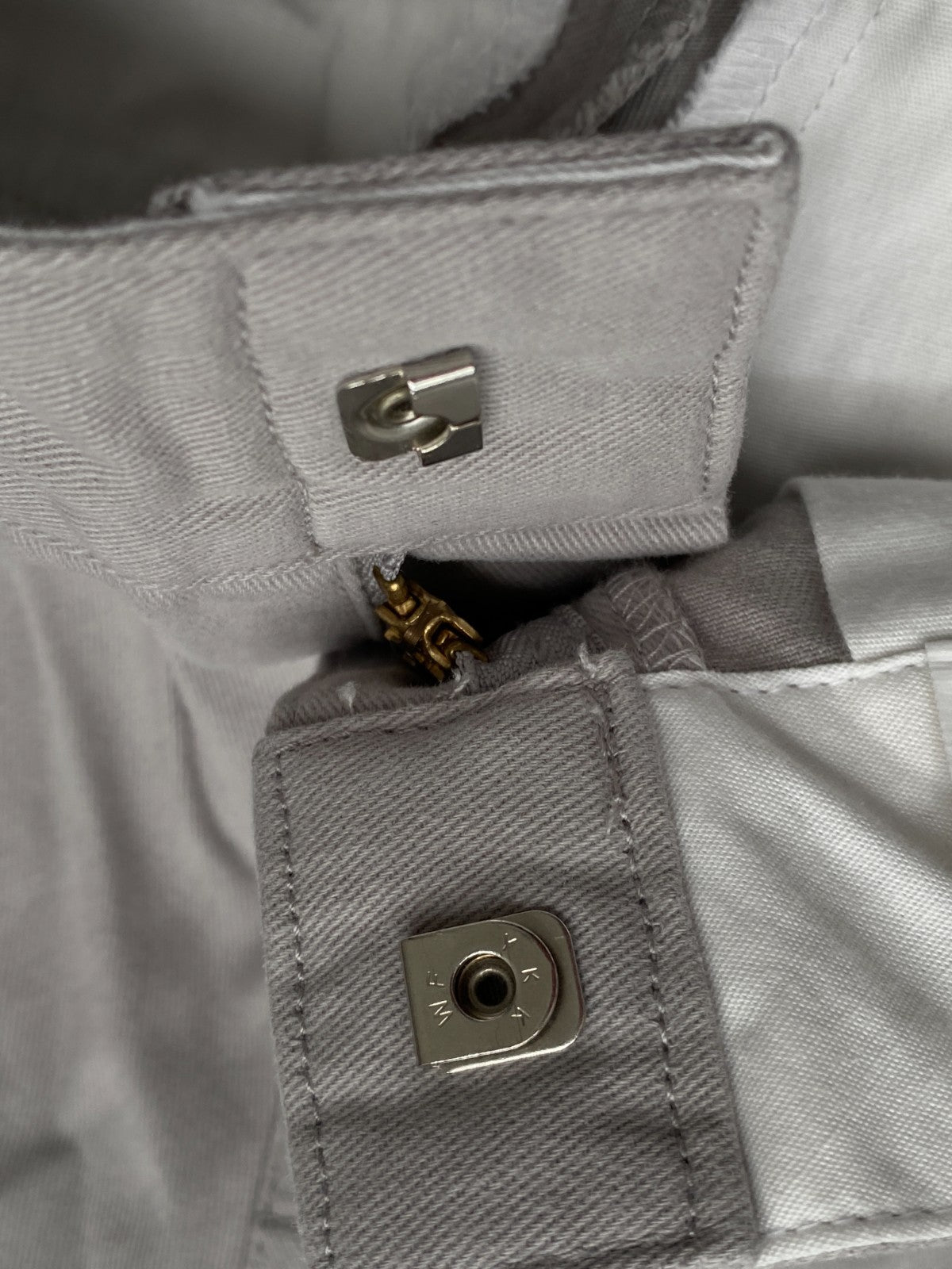 Product photograph [circular:b3ddde92af9e3ba3]