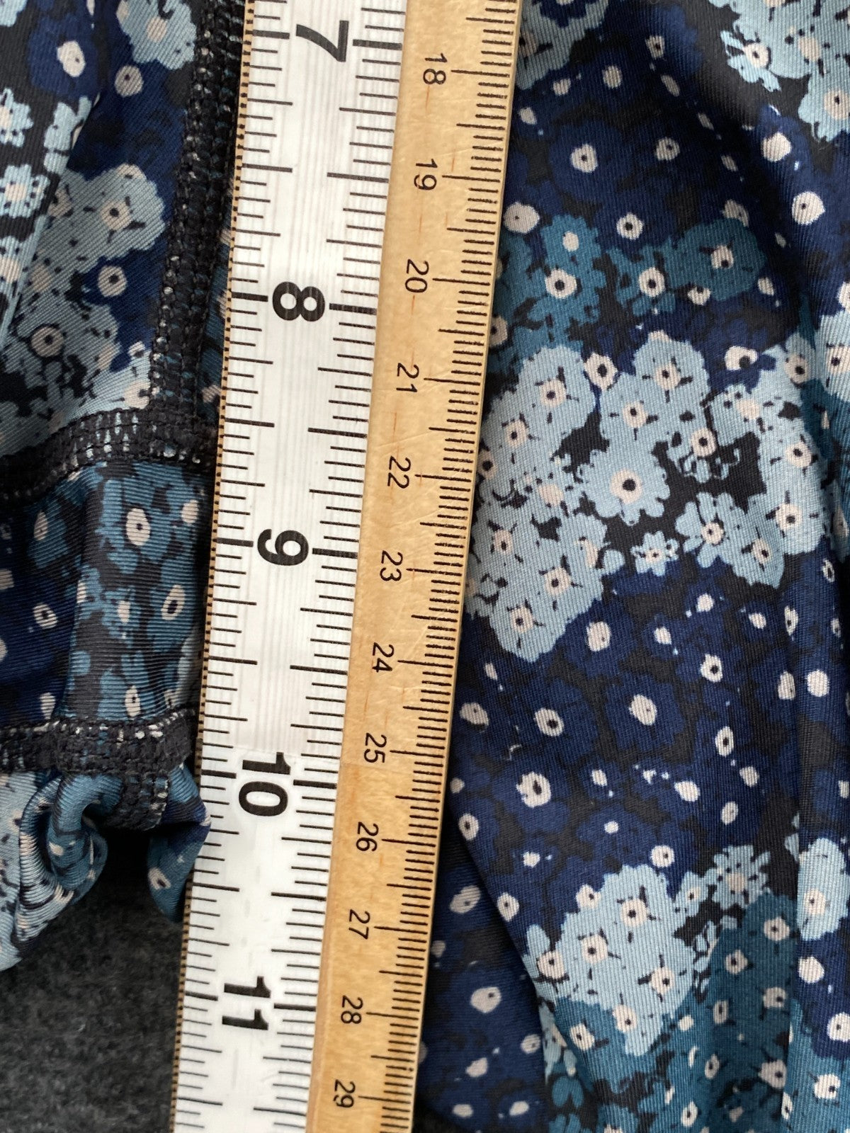 Product photograph [circular:9a75bf6dae99a695]