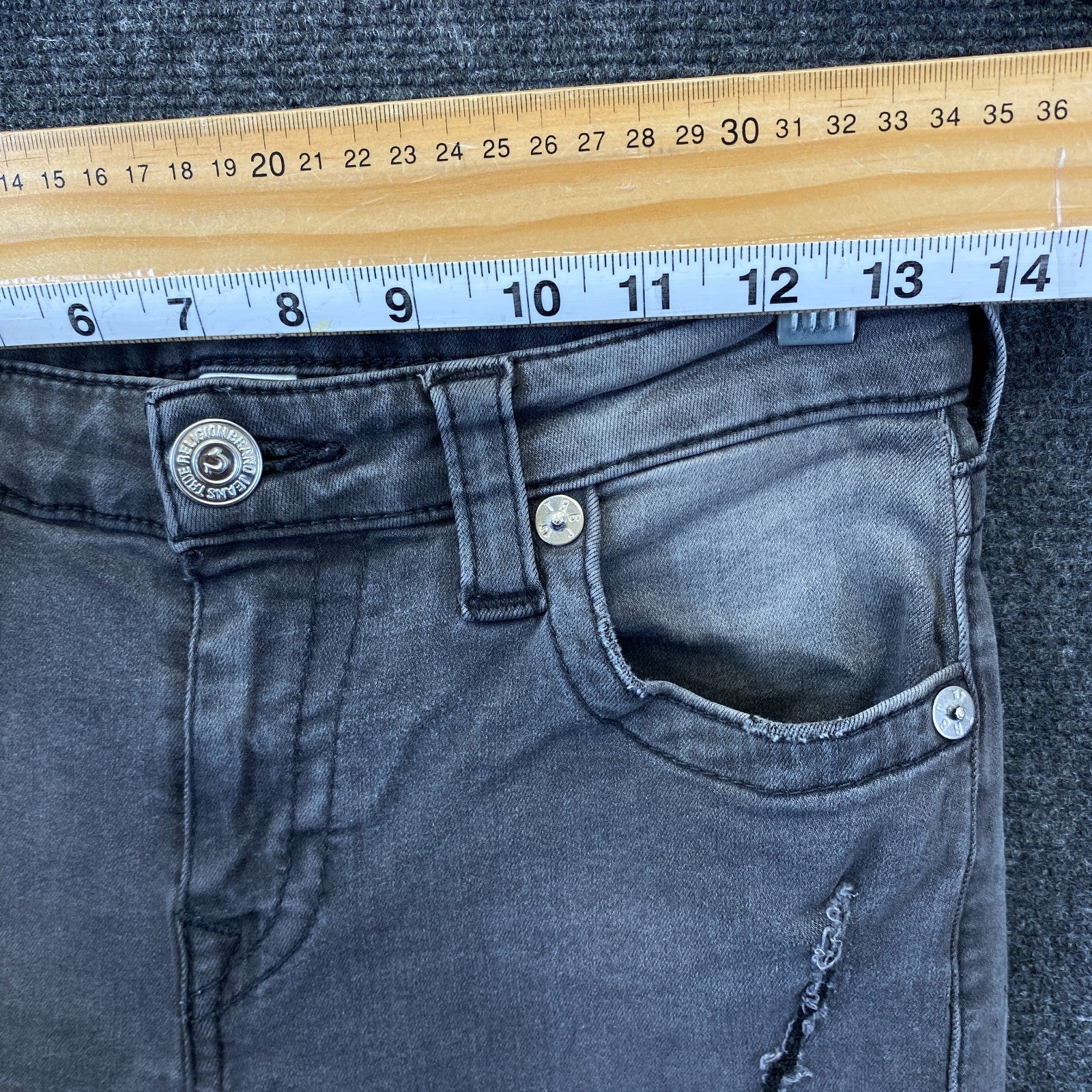 Product photograph [circular:7fc34089c4be4968]