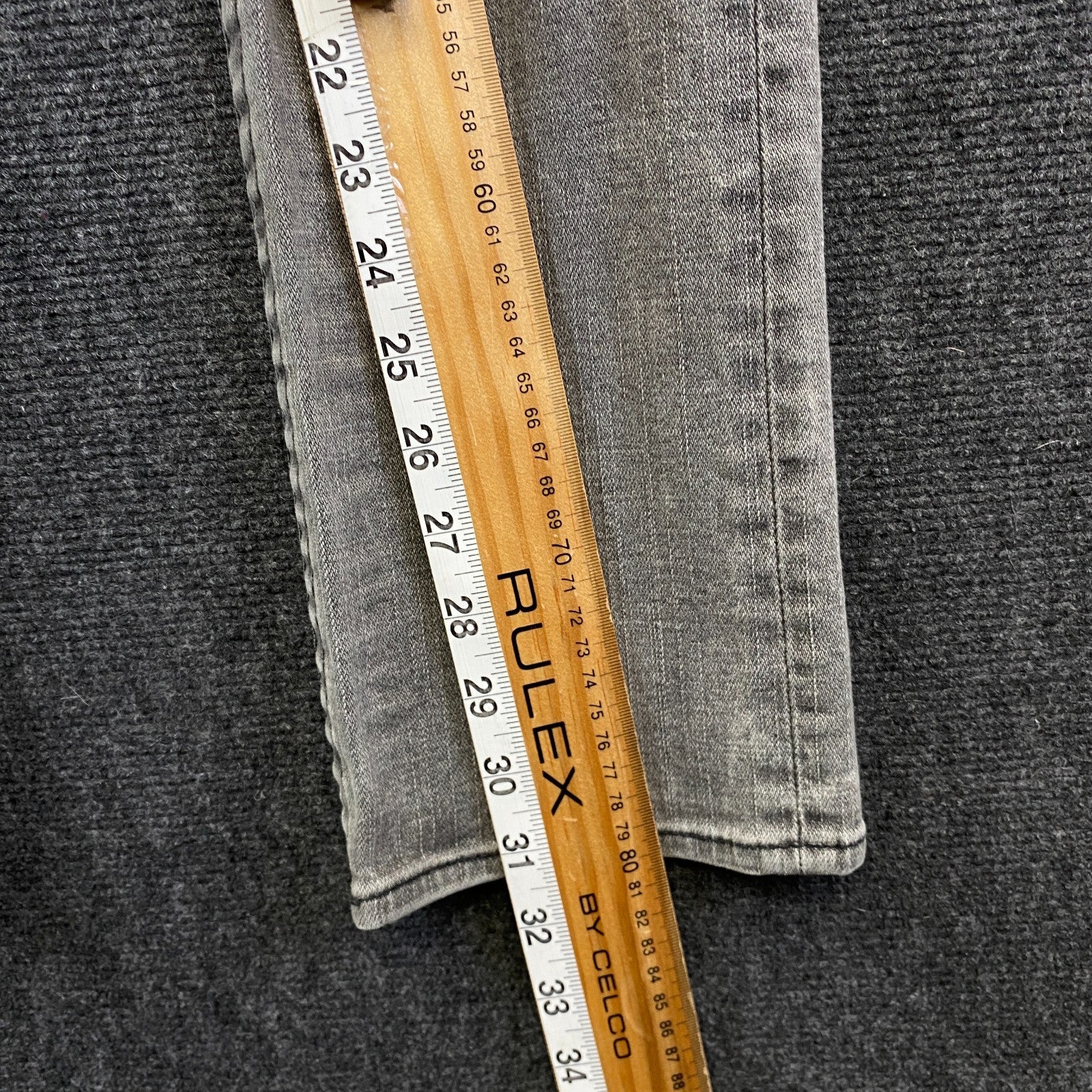 Product photograph [circular:ba3b22a89c7a571a]