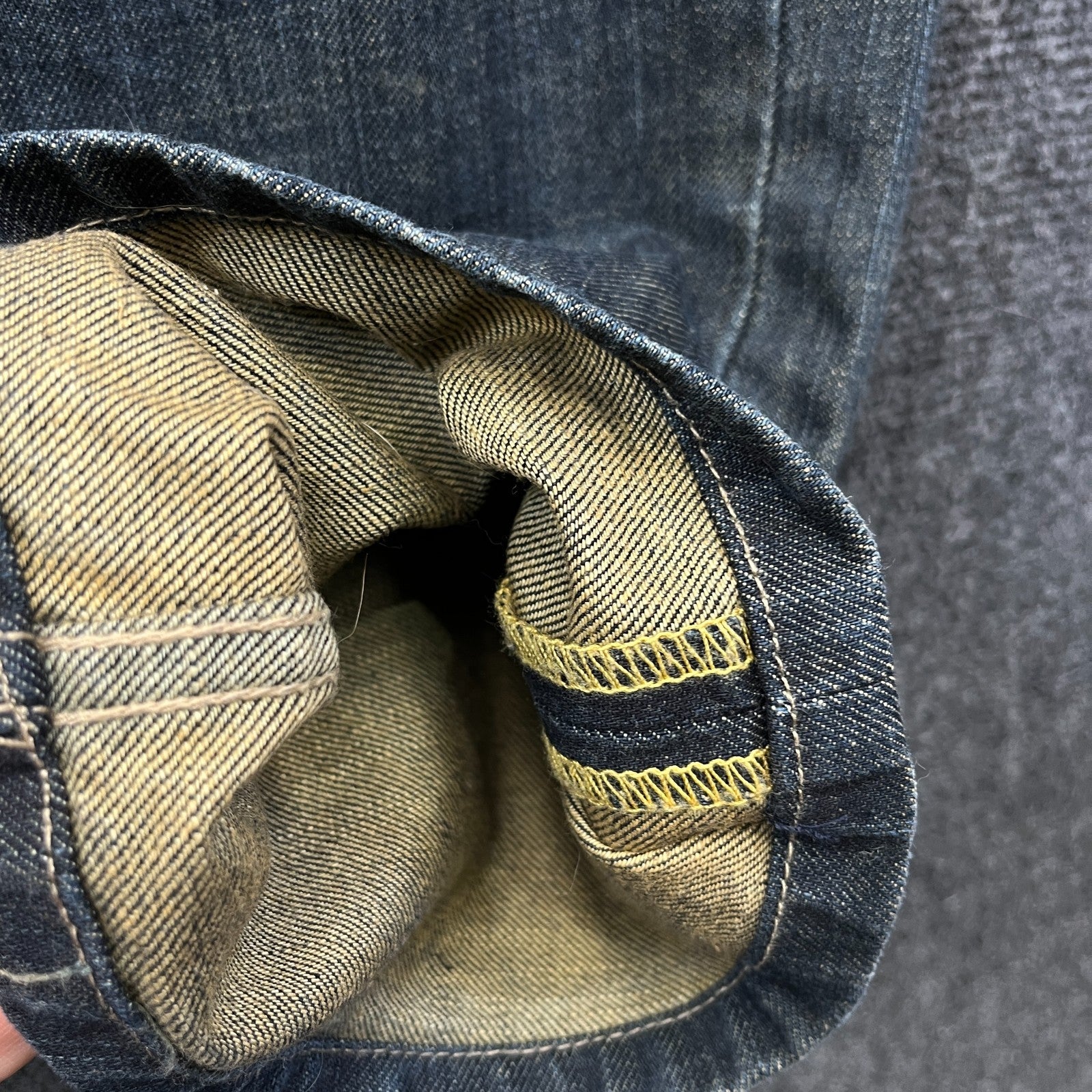 Product photograph [circular:557e9c3ae6d32fe7]
