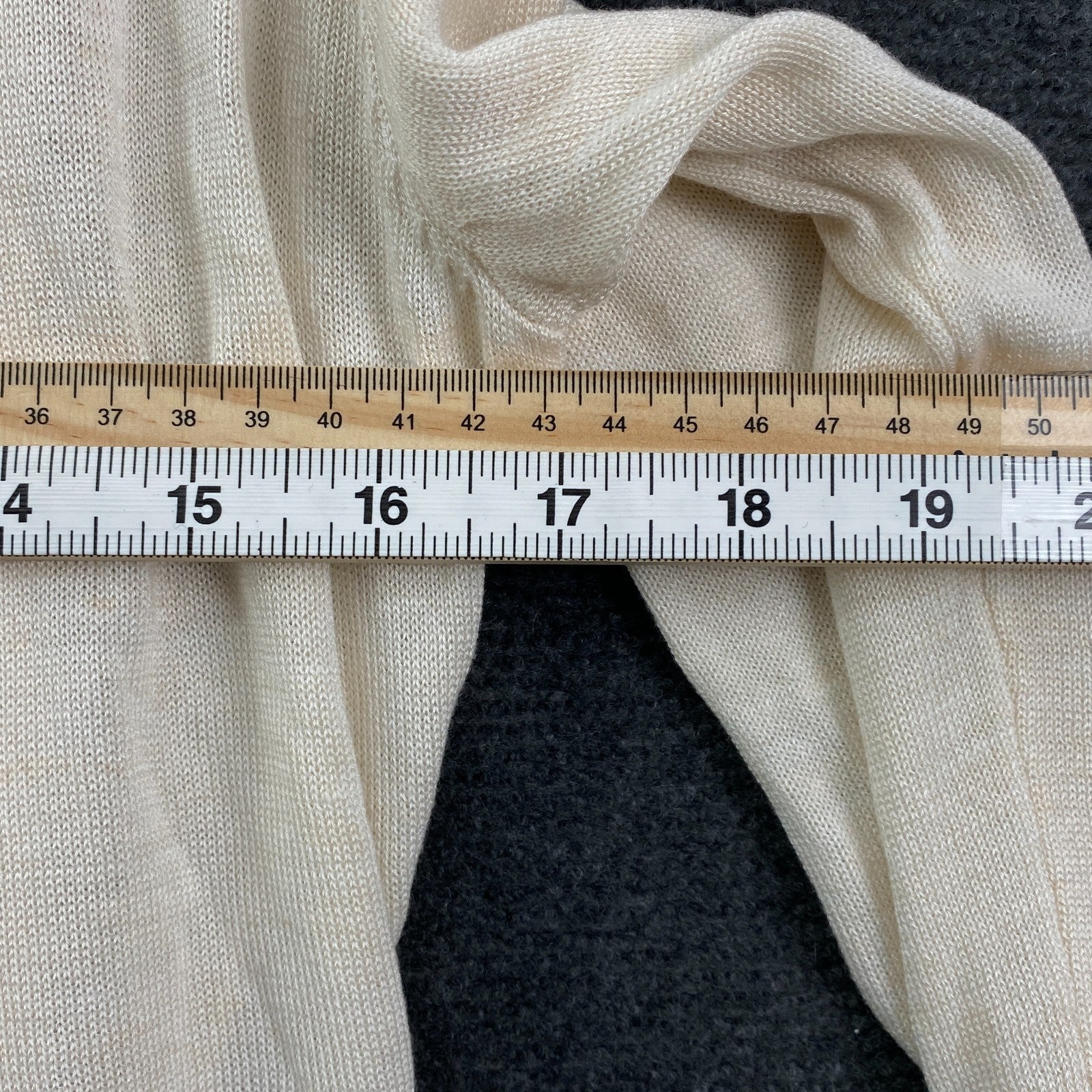 Product photograph [circular:52f25f2caffdbf4b]