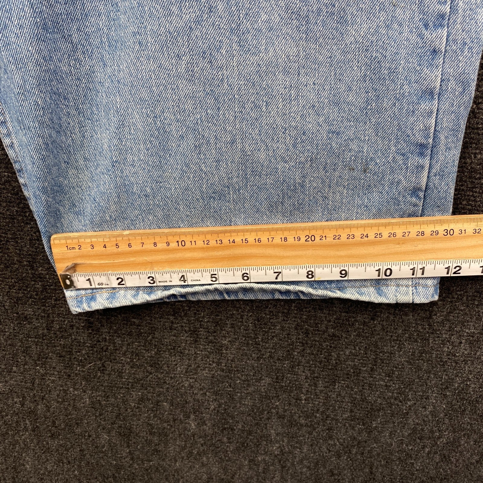 Product photograph [circular:5ce8ae125e4b964b]
