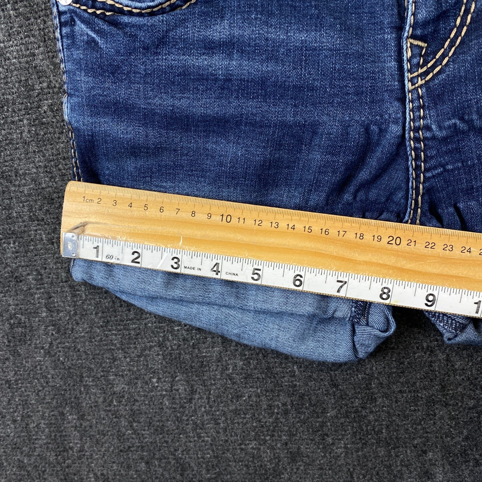 Product photograph [circular:65929d9a5f8484cb]