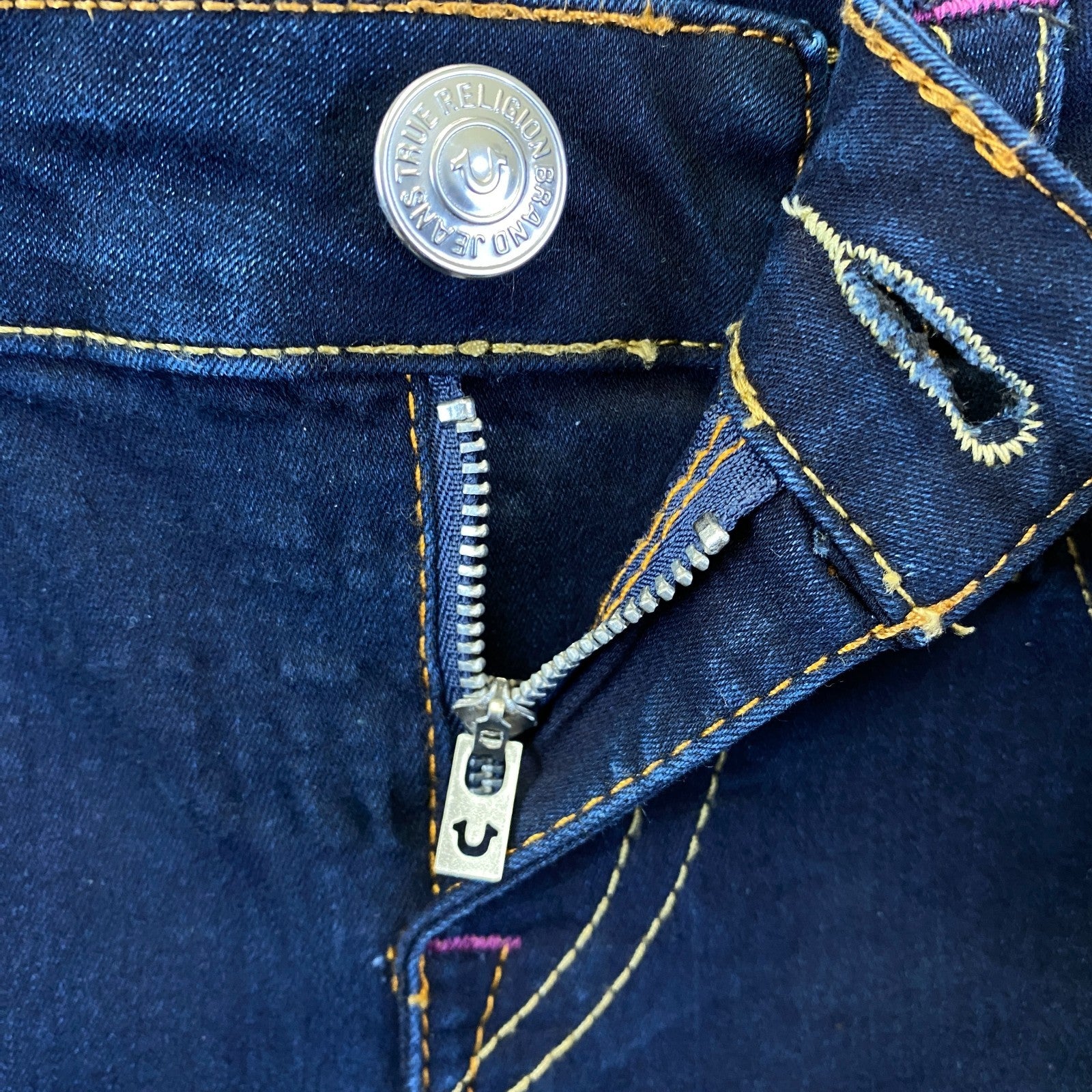 Product photograph [circular:7470de55cf58939d]