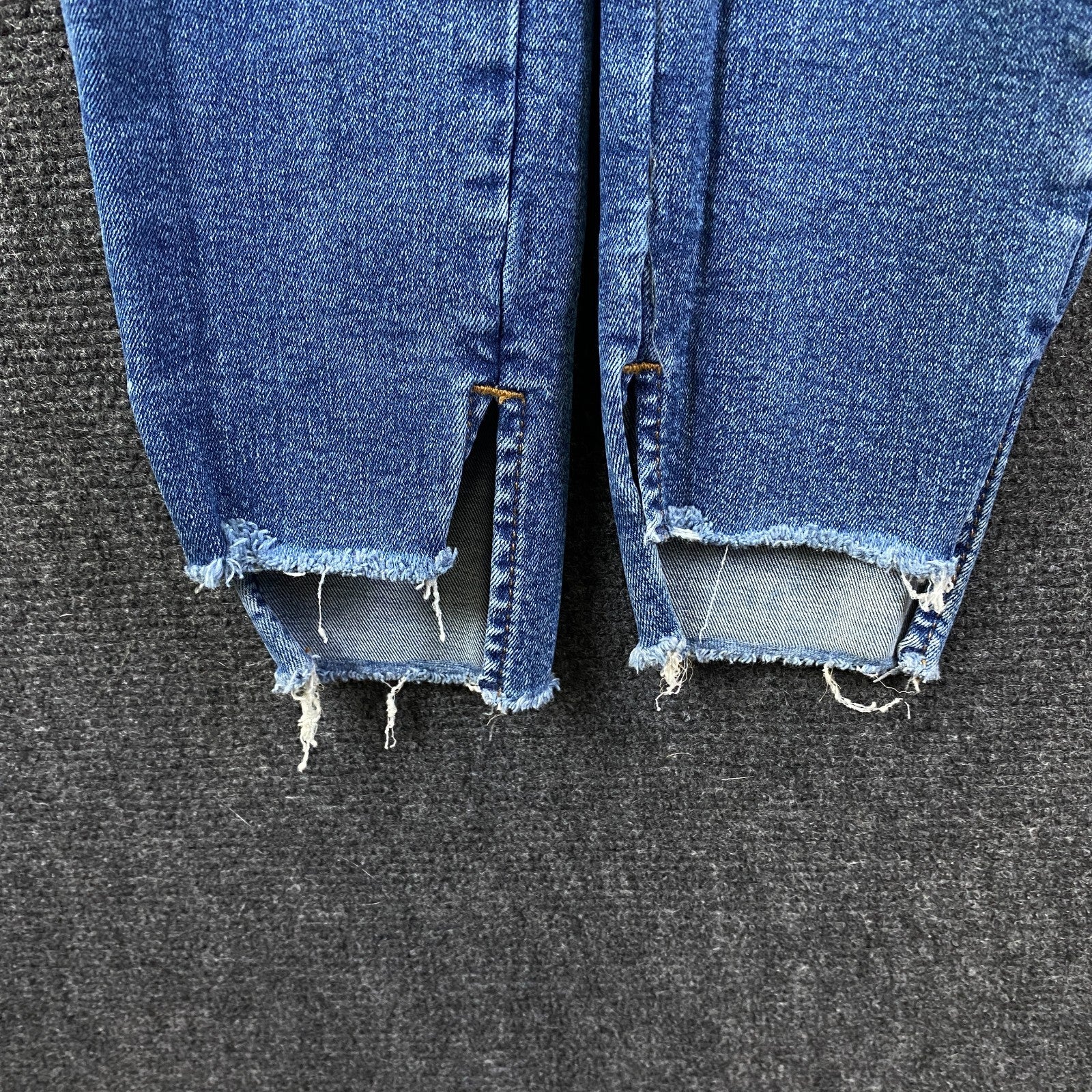 Product photograph [circular:97ee5c1bdb47f3c4]