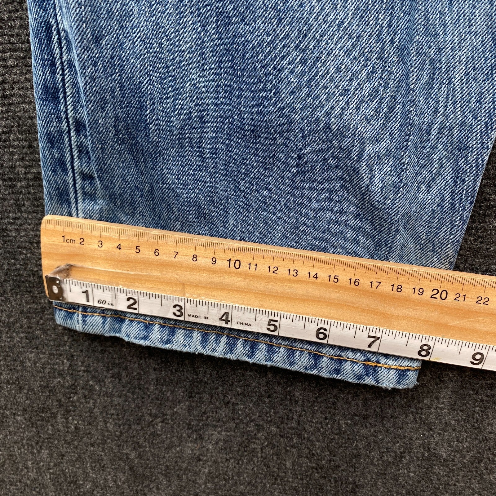 Product photograph [circular:18438cb9615b5571]