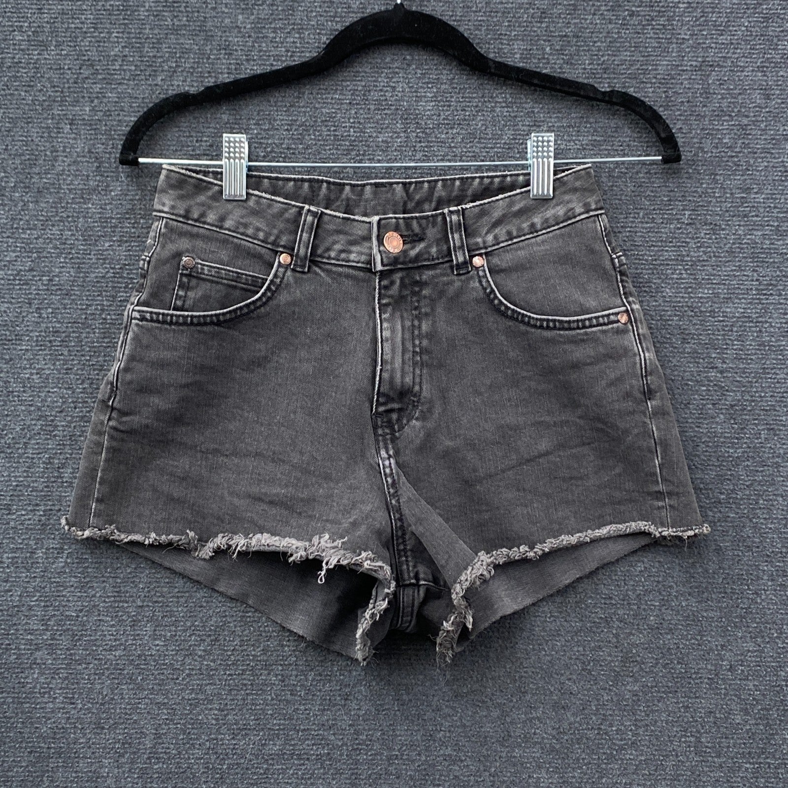 Product photograph [circular:95d9e078637e1cdc]
