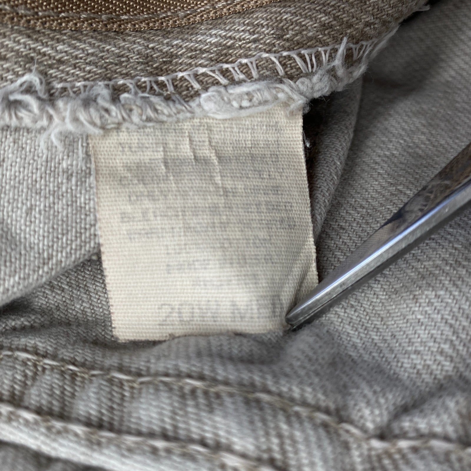 Product photograph [circular:a2f22030af460950]