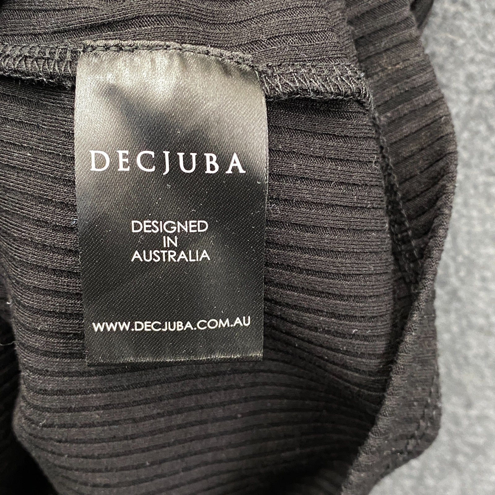 Product photograph [circular:f3cf37063fa2d13f]
