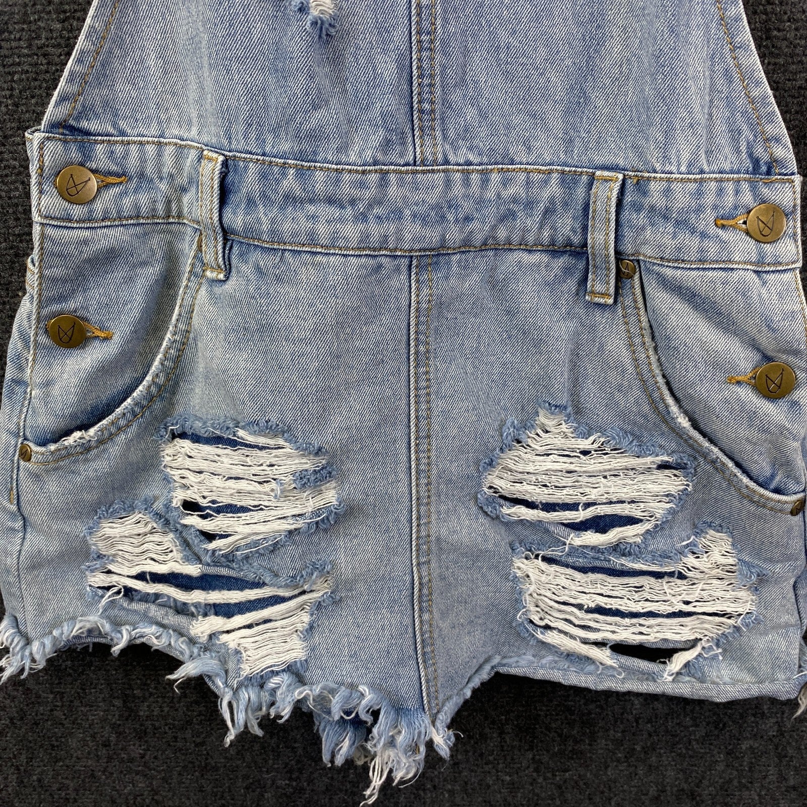 Product photograph [circular:495d1cbcf0cf6fd8]
