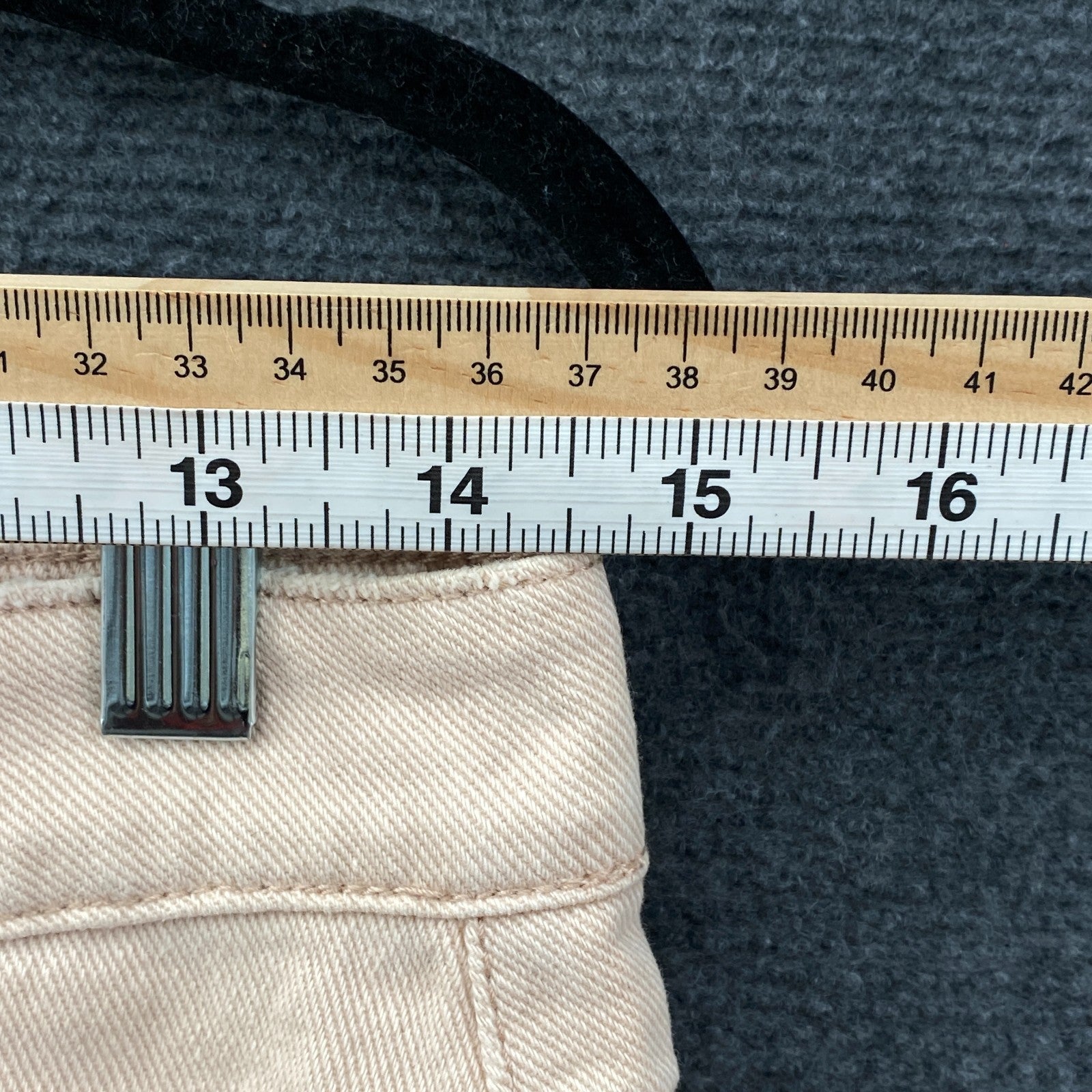 Product photograph [circular:6fc0a1c5979f7e97]
