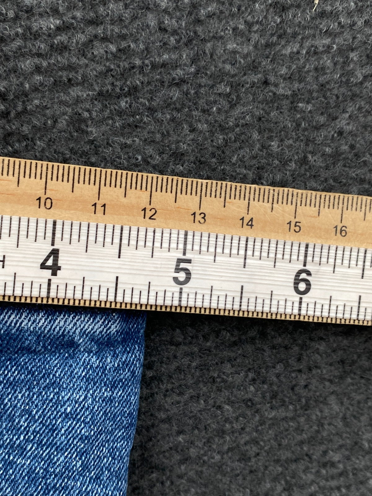 Product photograph [circular:37462efa94763fb0]