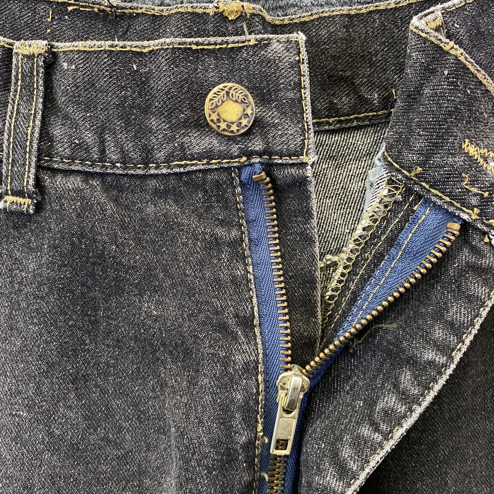Product photograph [circular:f7571a415224aa49]
