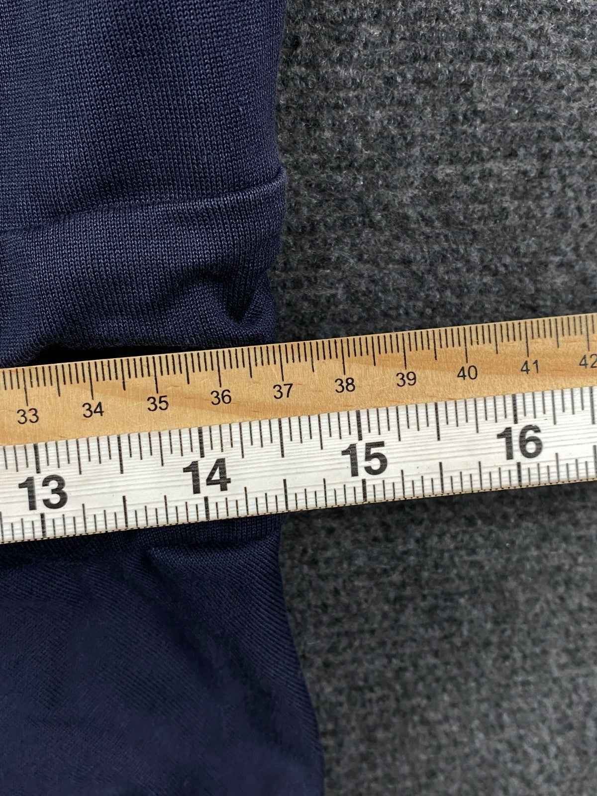 Product photograph [circular:fd36a10ffe4bd6ae]