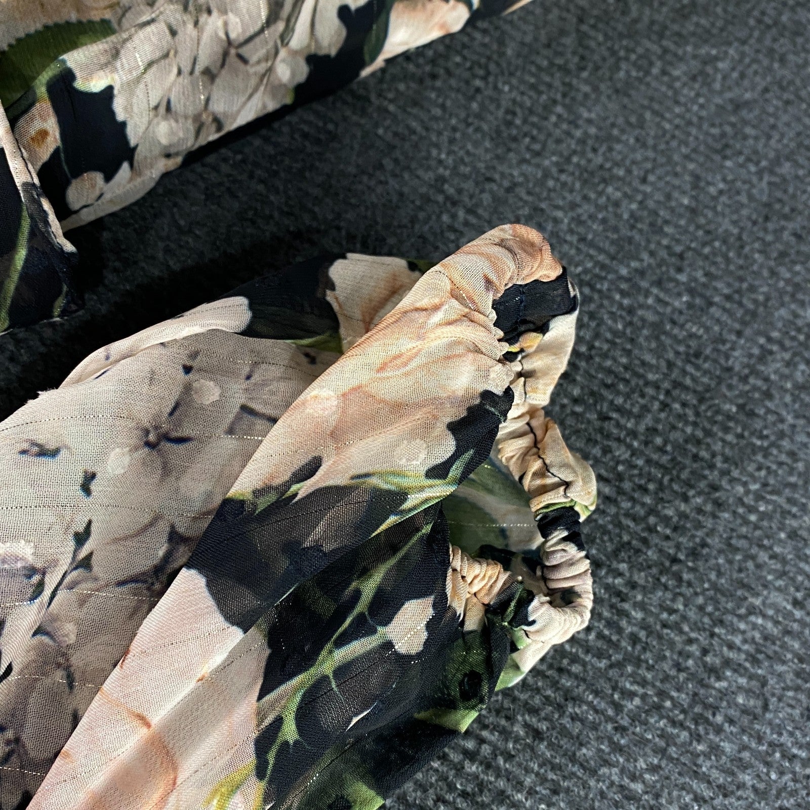Product photograph [circular:579d411b477435bf]