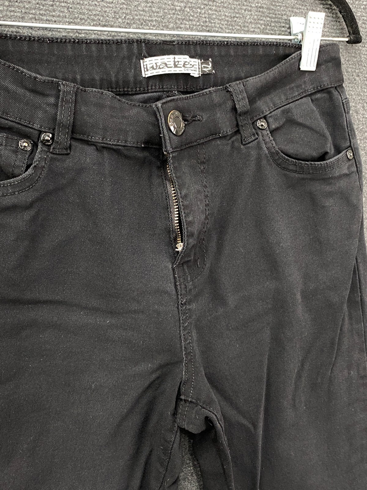 Product photograph [circular:1a50ee3f3fe04de1]