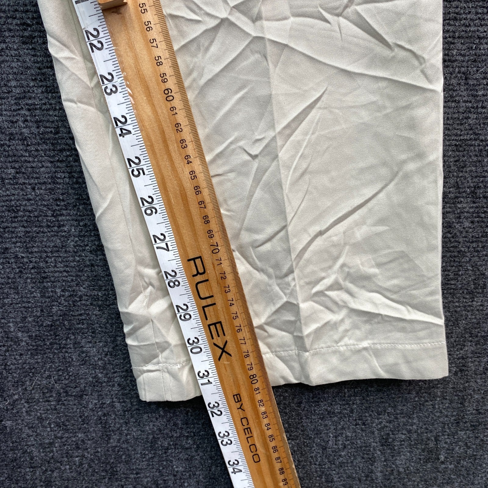 Product photograph [circular:752e587309e3dff1]