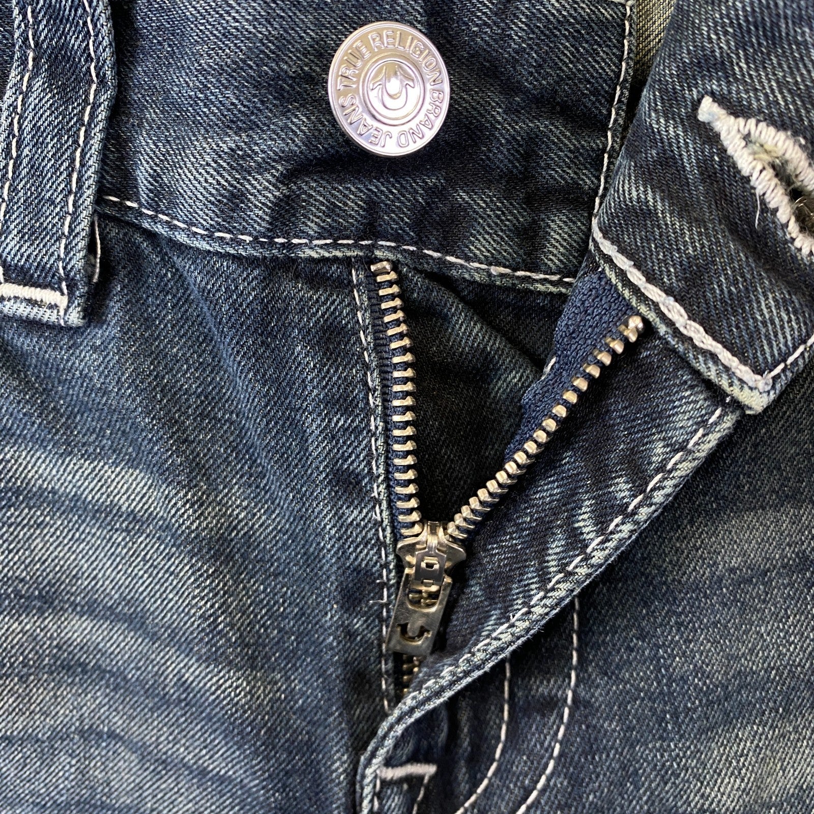 Product photograph [circular:be7a502426fbc161]