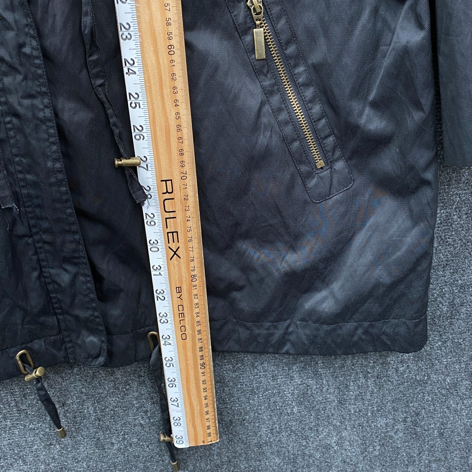 Product photograph [circular:fc6dcbaaf22693ff]