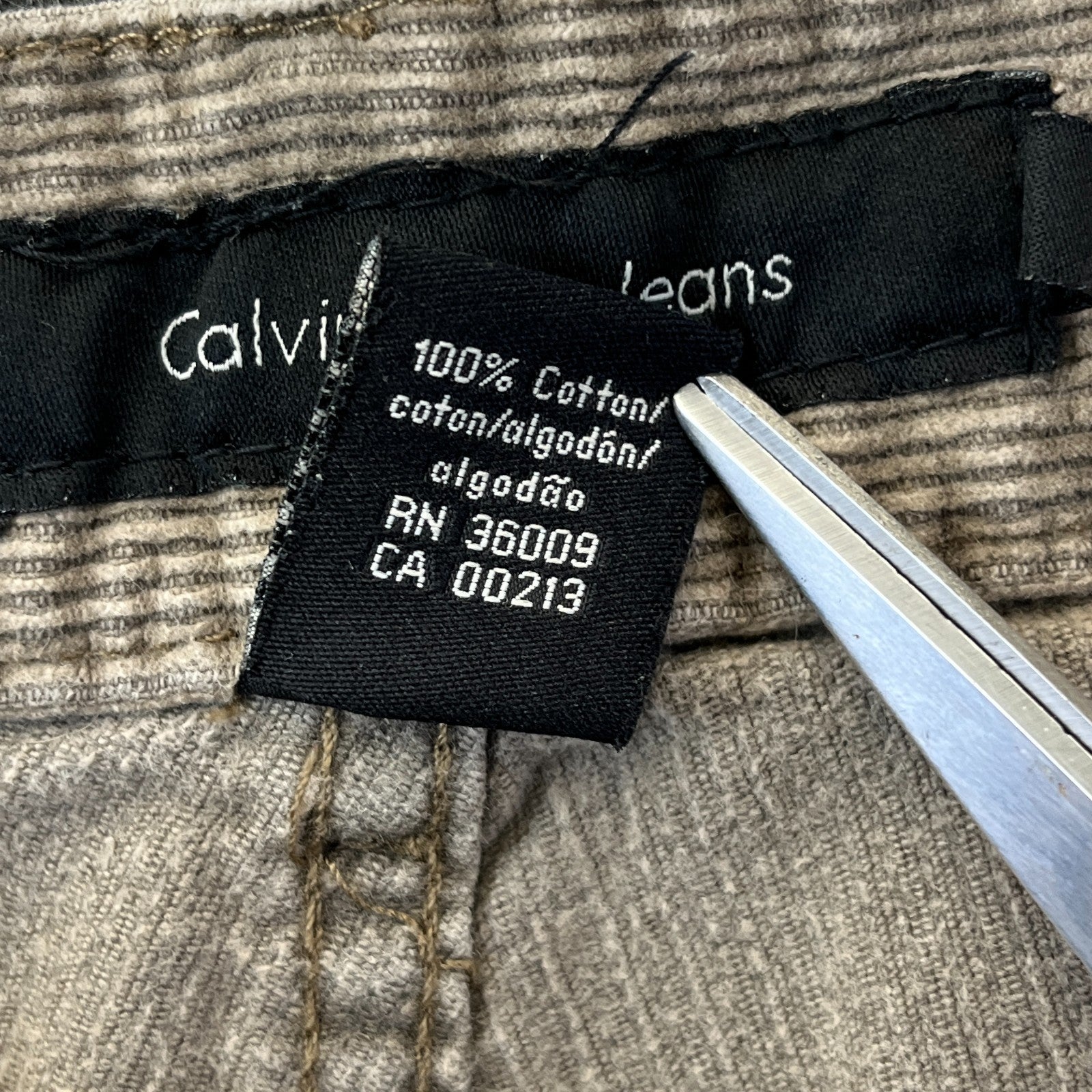 Product photograph [circular:7d7d78339a84a4ad]