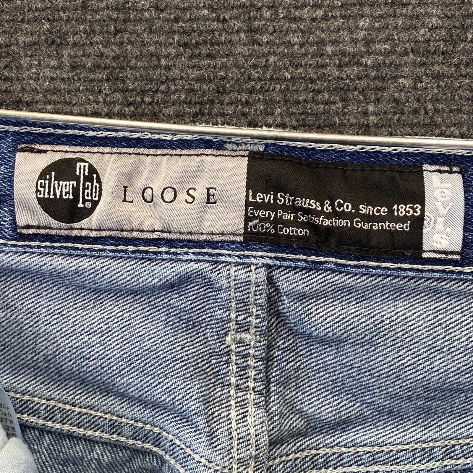 Product photograph [circular:9d484f56918c1315]
