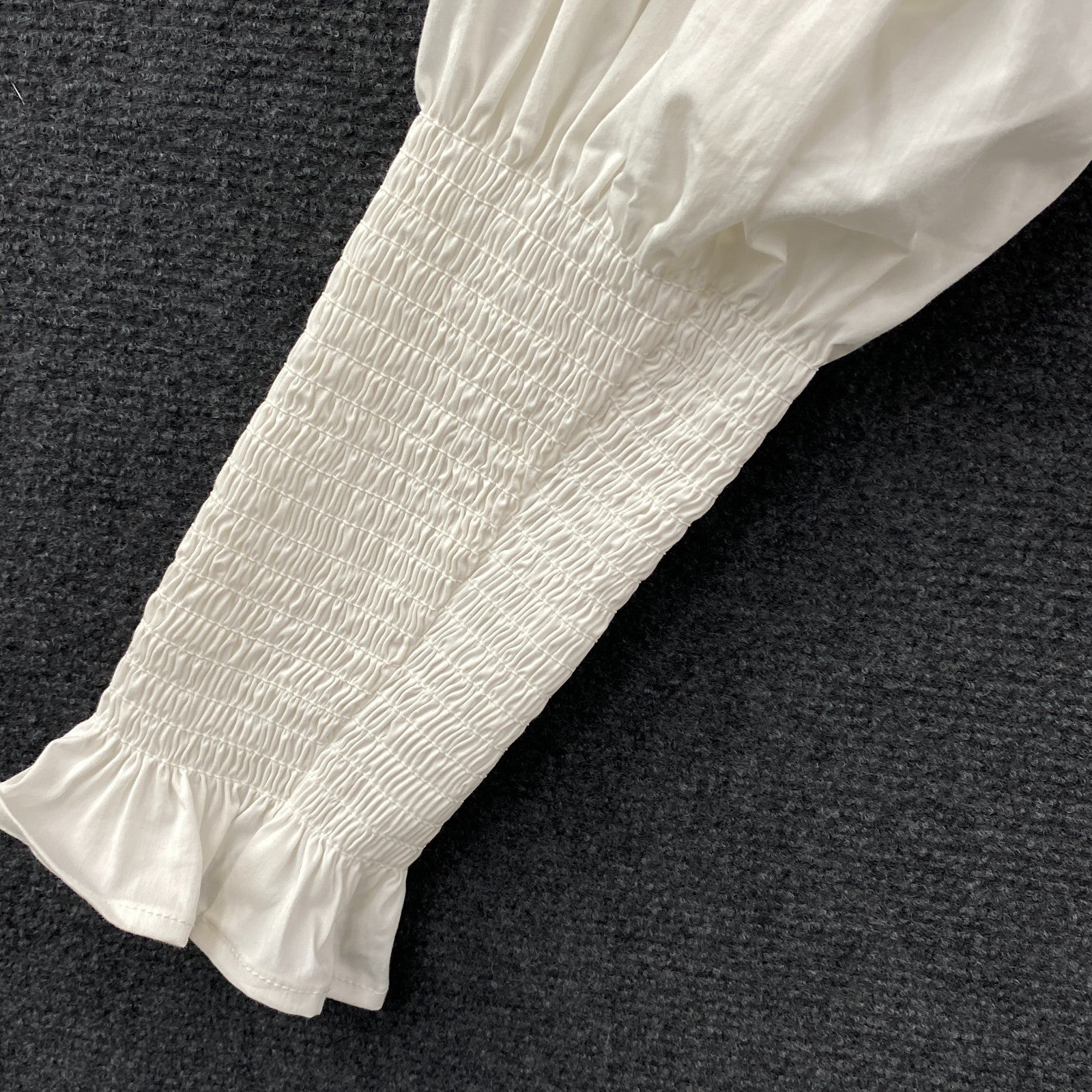 Product photograph [circular:9dd8e67bbe4d699b]