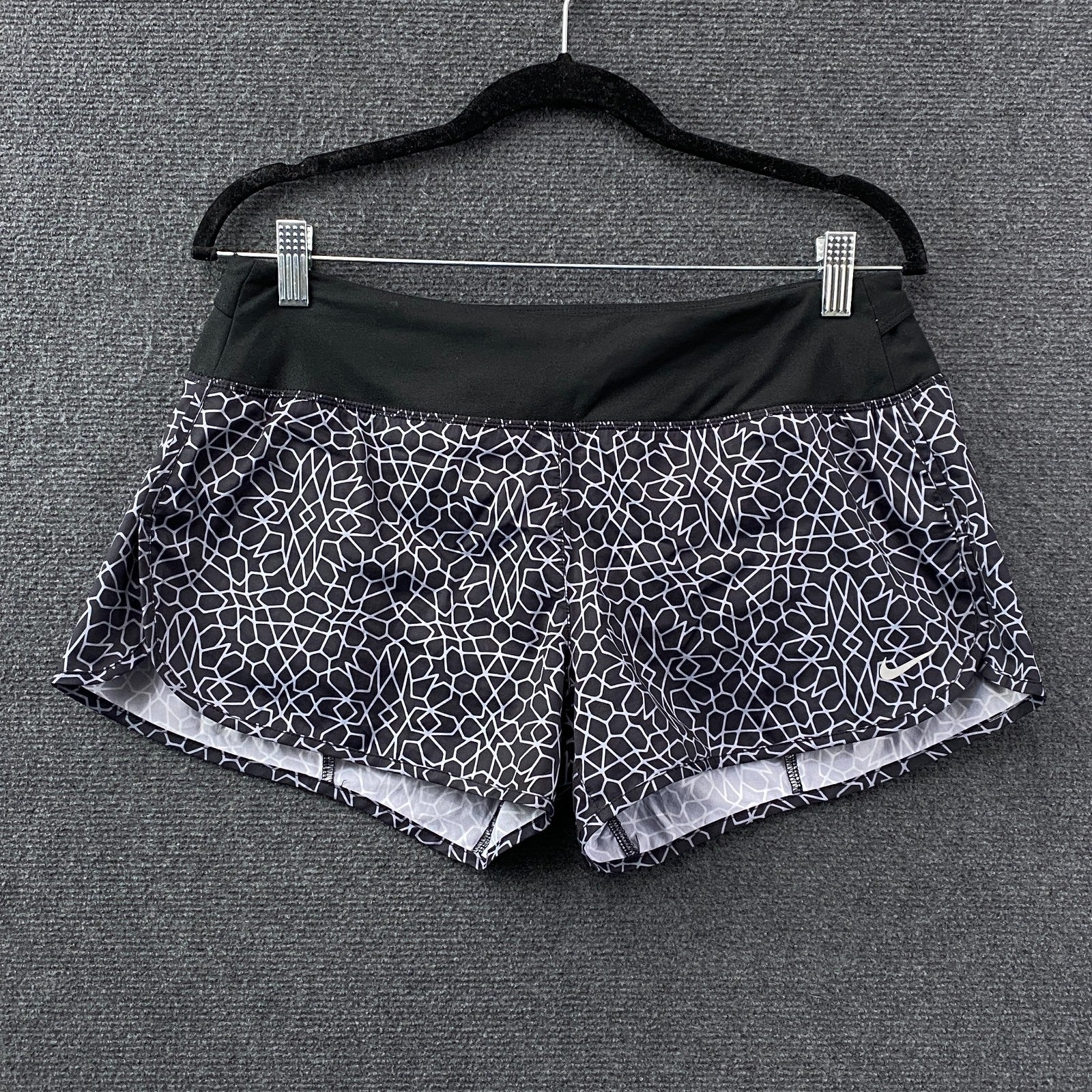 Product photograph [circular:c49cf32f2d743091]