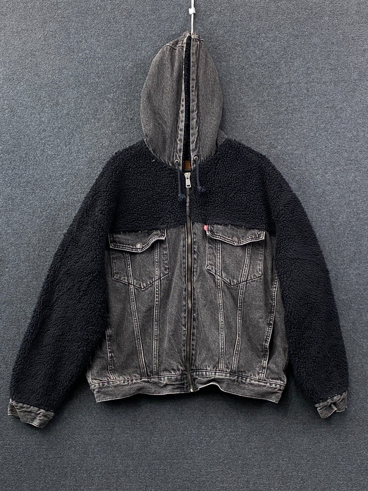Product photograph [circular:7f41a28eb0f73897]