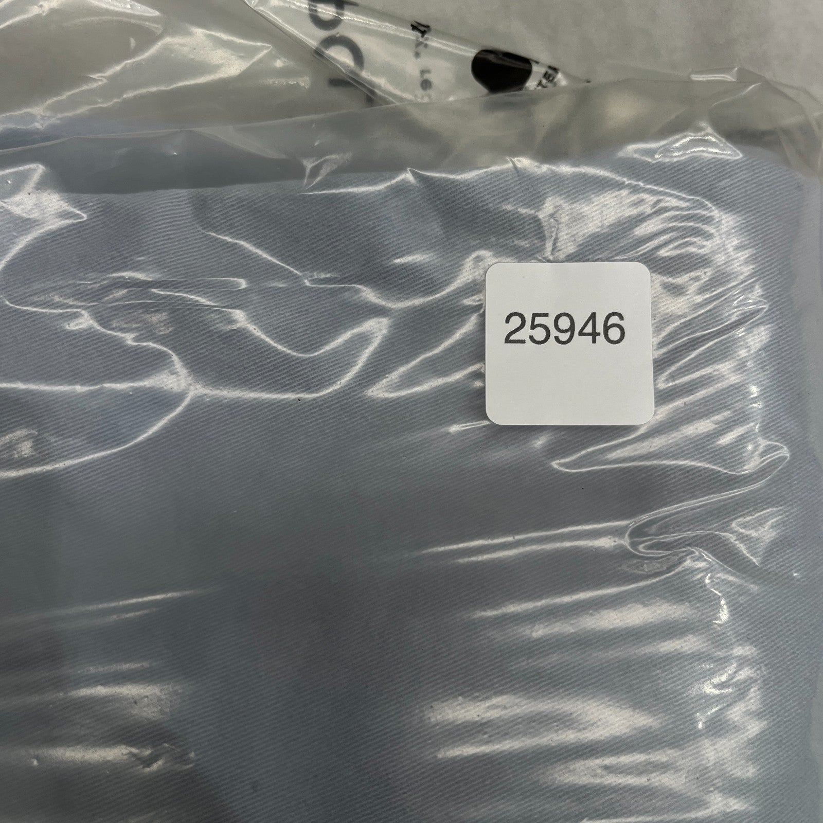 Product photograph [circular:34cd6a18612b6738]