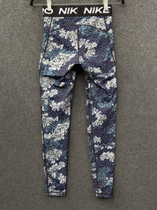 Product photograph [circular:2b22180b7a39202a]