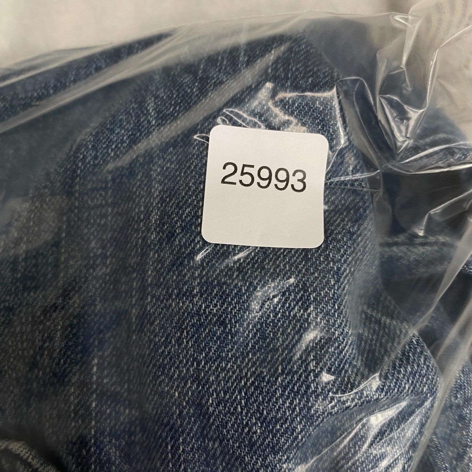 Product photograph [circular:9c702113a934ce75]