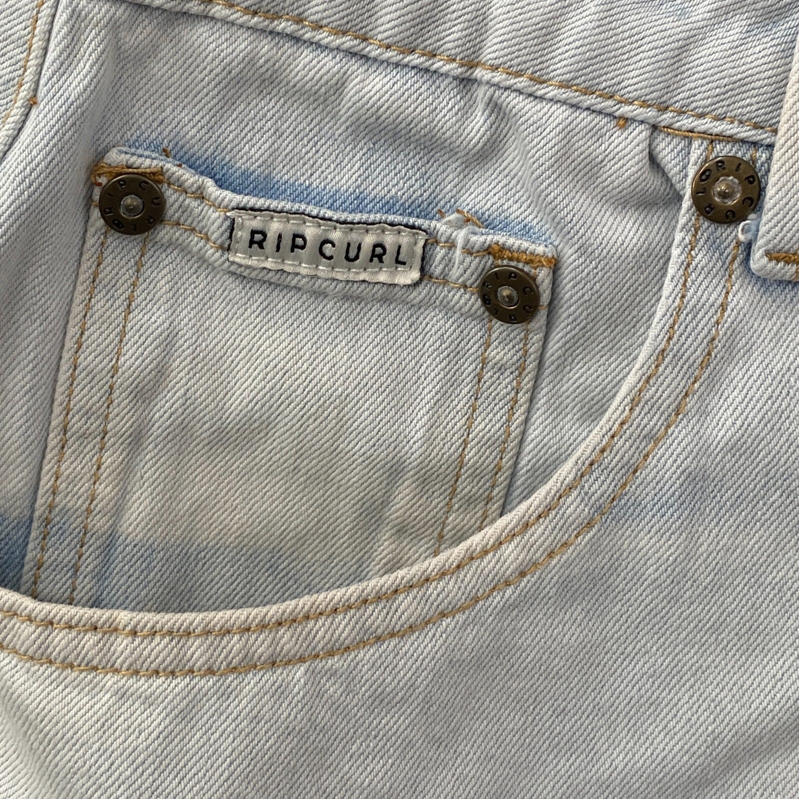 Product photograph [circular:eeb6ddaf8cada326]
