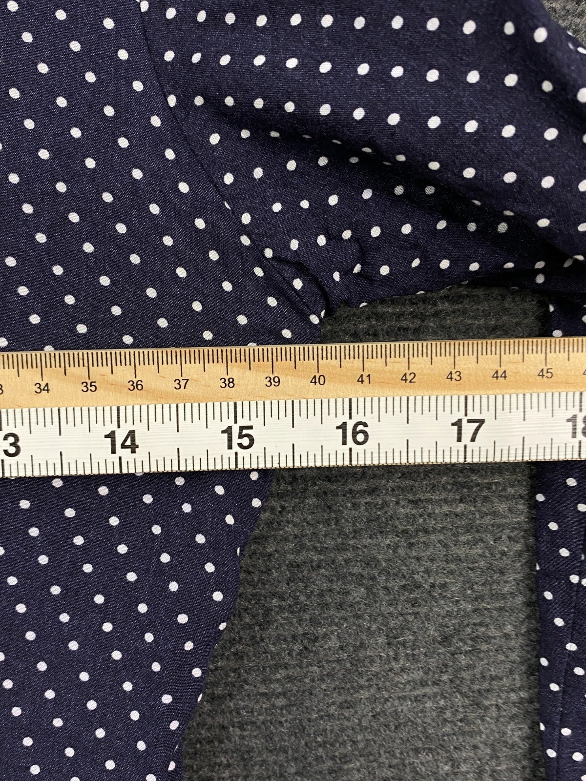 Product photograph [circular:e122ff7ed223a92b]