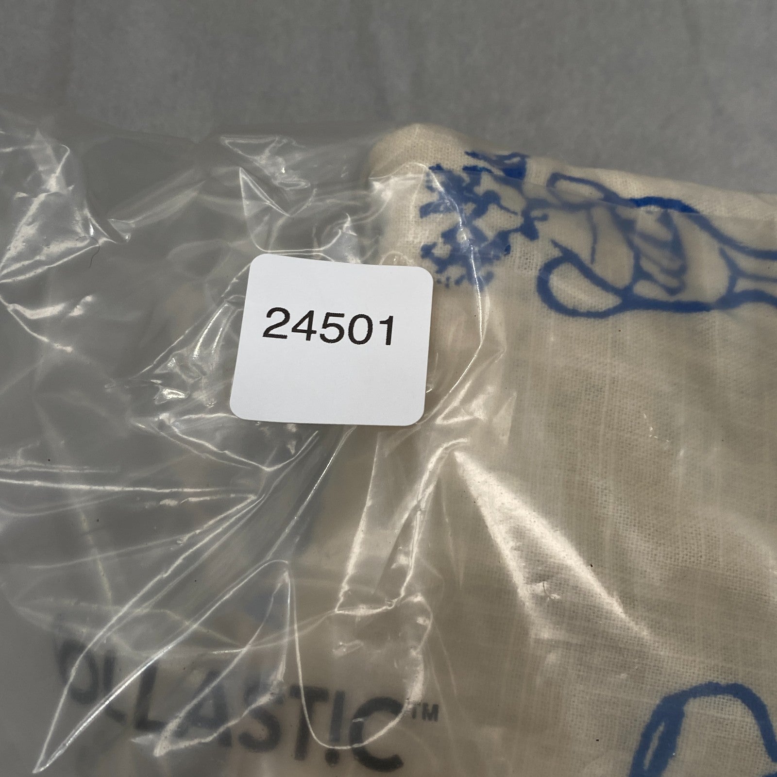 Product photograph [circular:05e64c3fc00a7470]