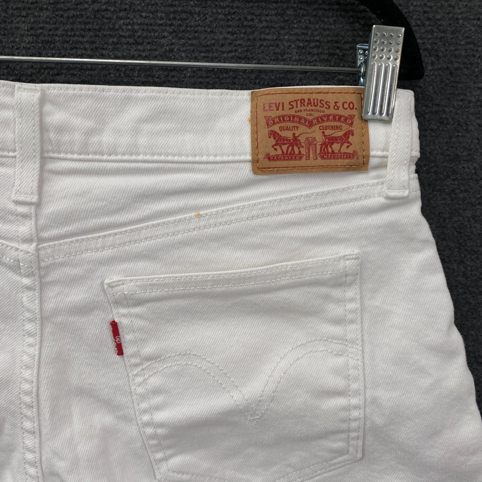 Product photograph [circular:5d00481952cebdd1]