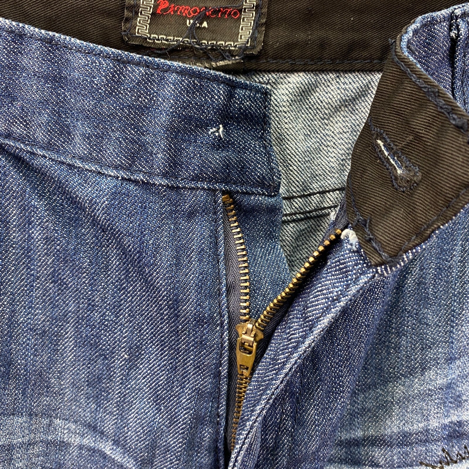 Product photograph [circular:6e07a72eba77ce1a]