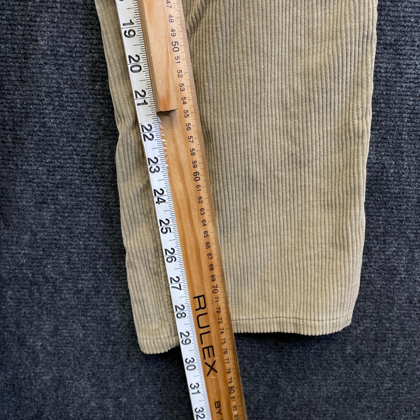 Product photograph [circular:97b42b083b05fce9]