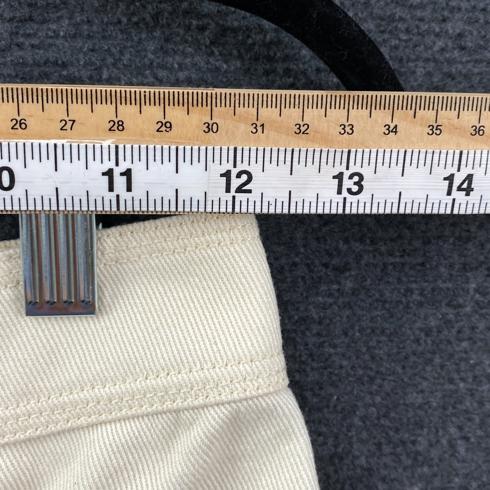 Product photograph [circular:c1a12a8acaac012f]
