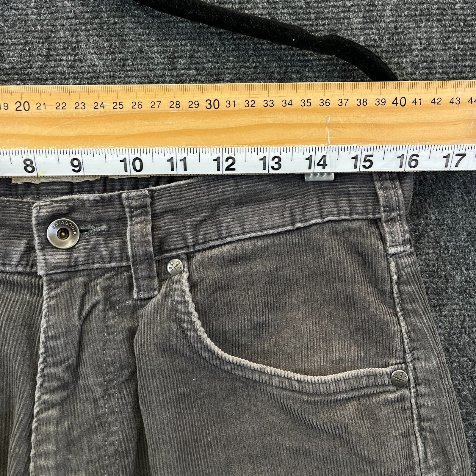 Product photograph [circular:e2a589163c01b449]