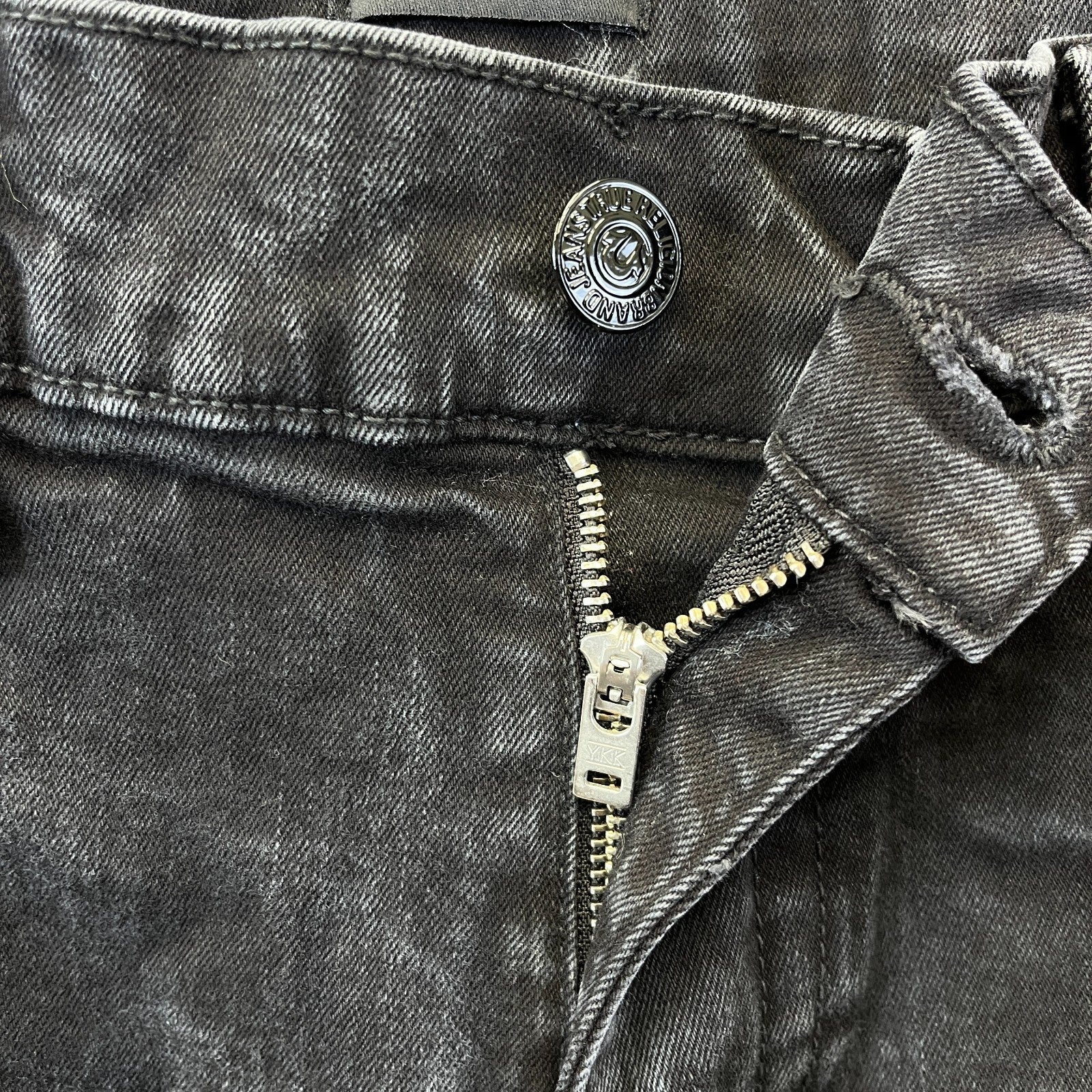 Product photograph [circular:38a007817a2efe24]