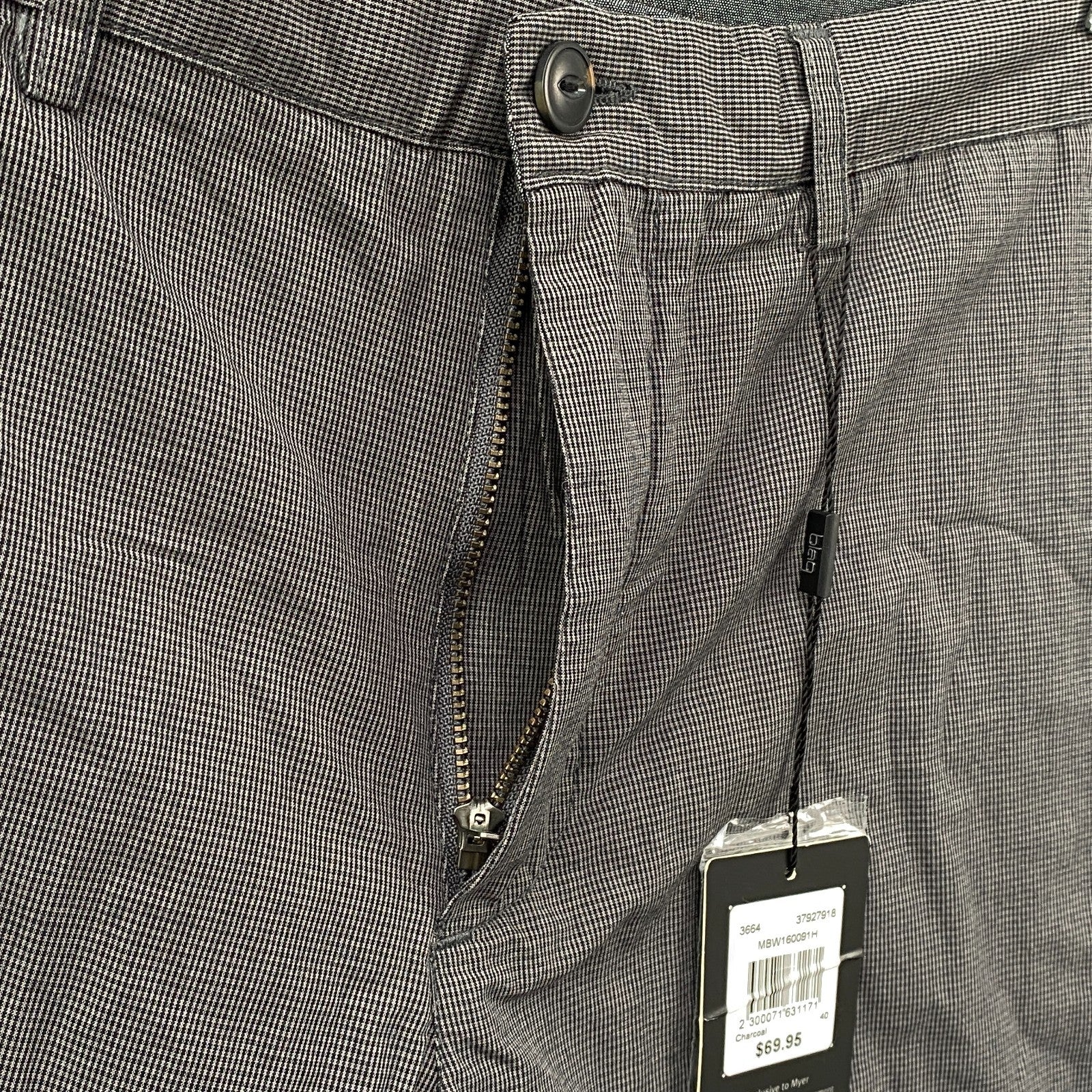 Product photograph [circular:fe3c5a37c64625ee]