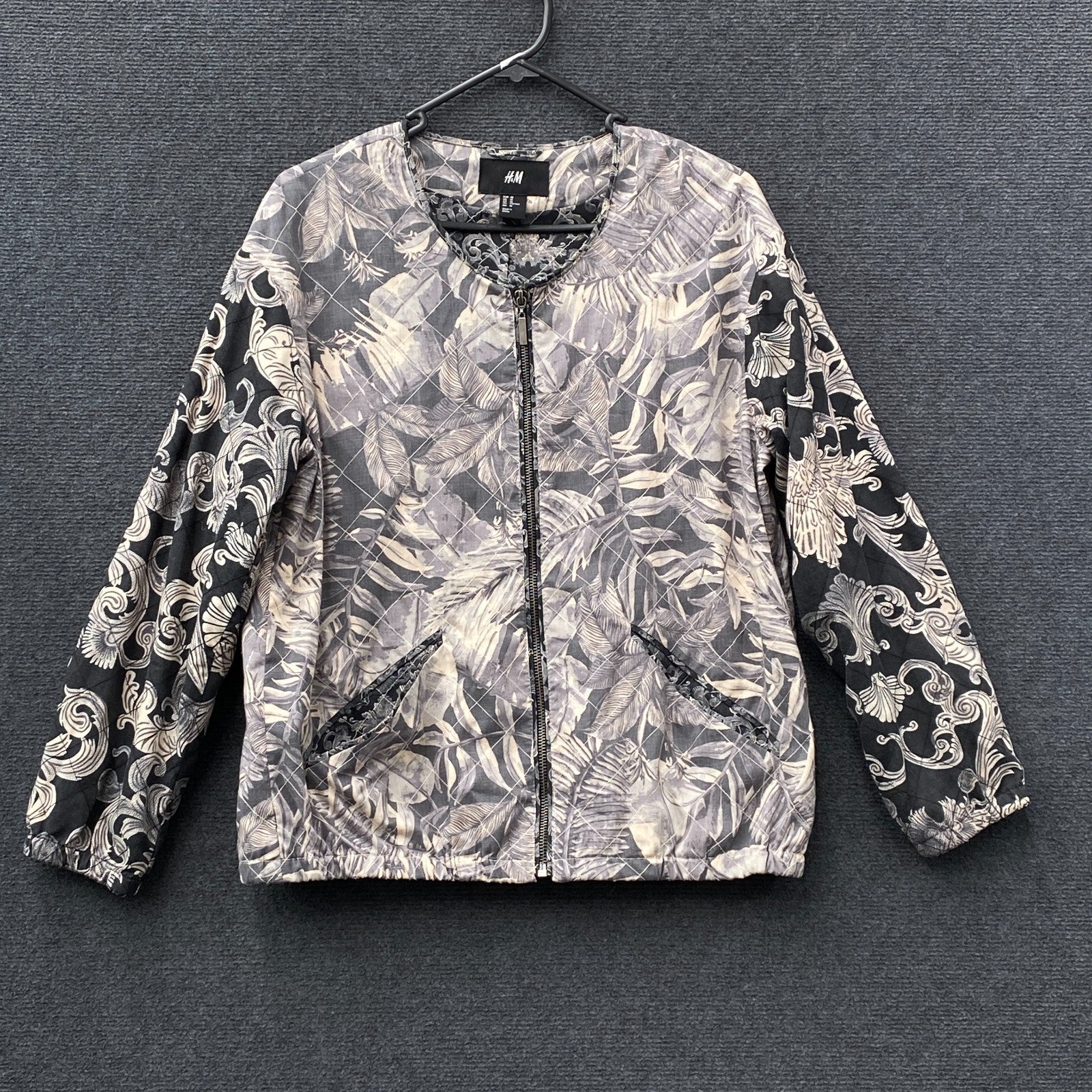 Product photograph [circular:9a99cc5a1c4a722a]