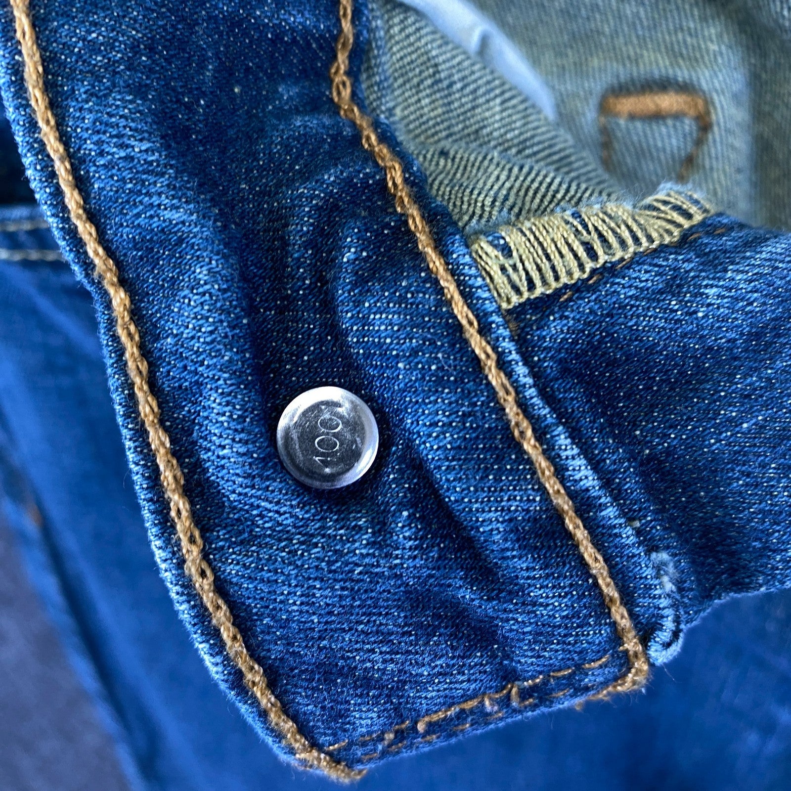 Product photograph [circular:5b6cd716b9c3d13e]