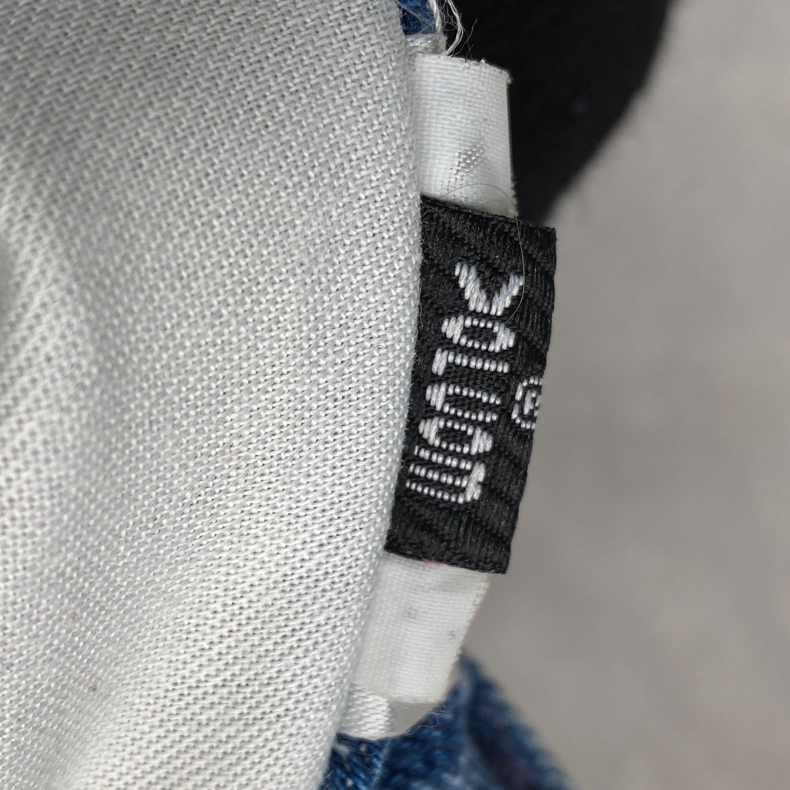Product photograph [circular:46c82eb115f5fa32]