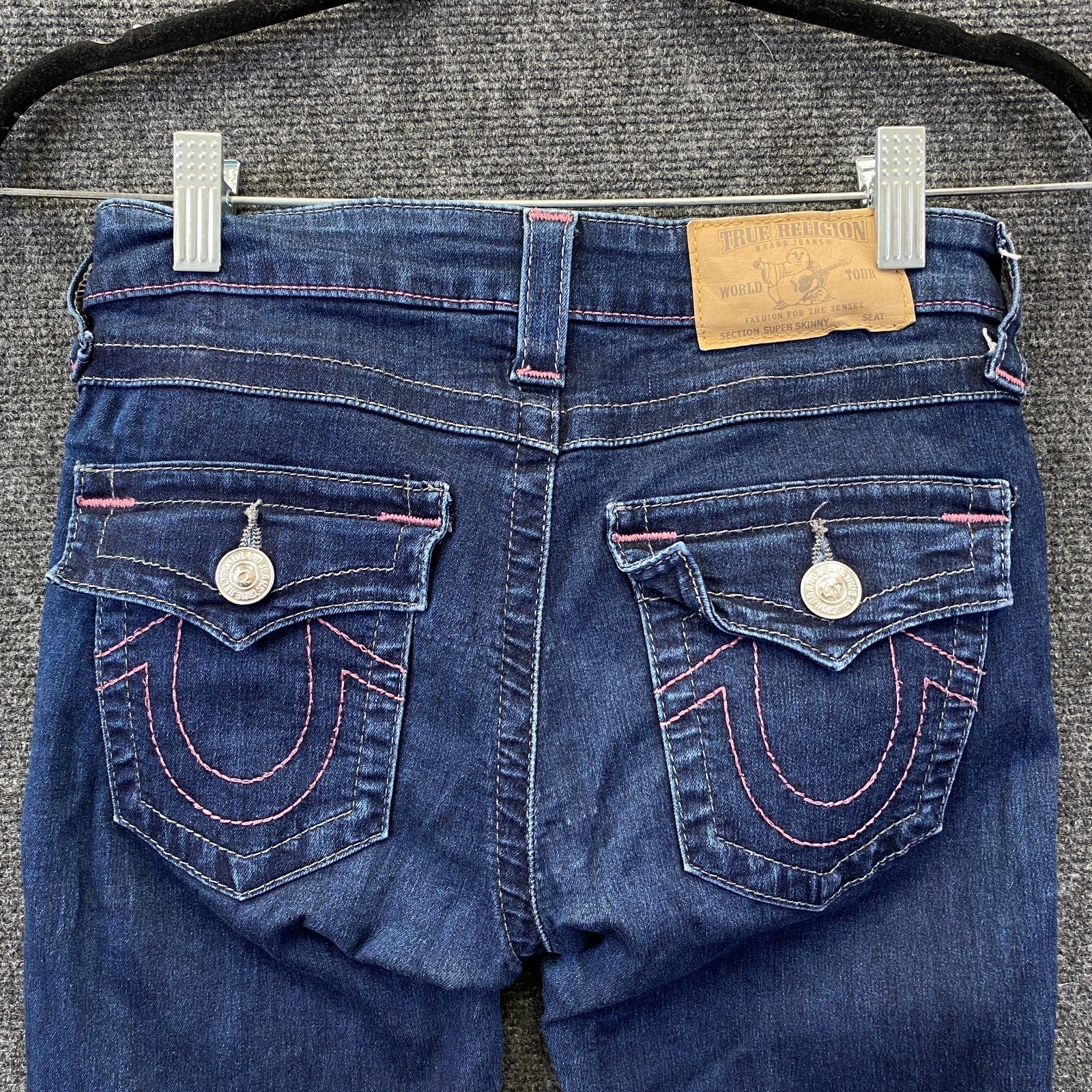 Product photograph [circular:06f460278b746c62]